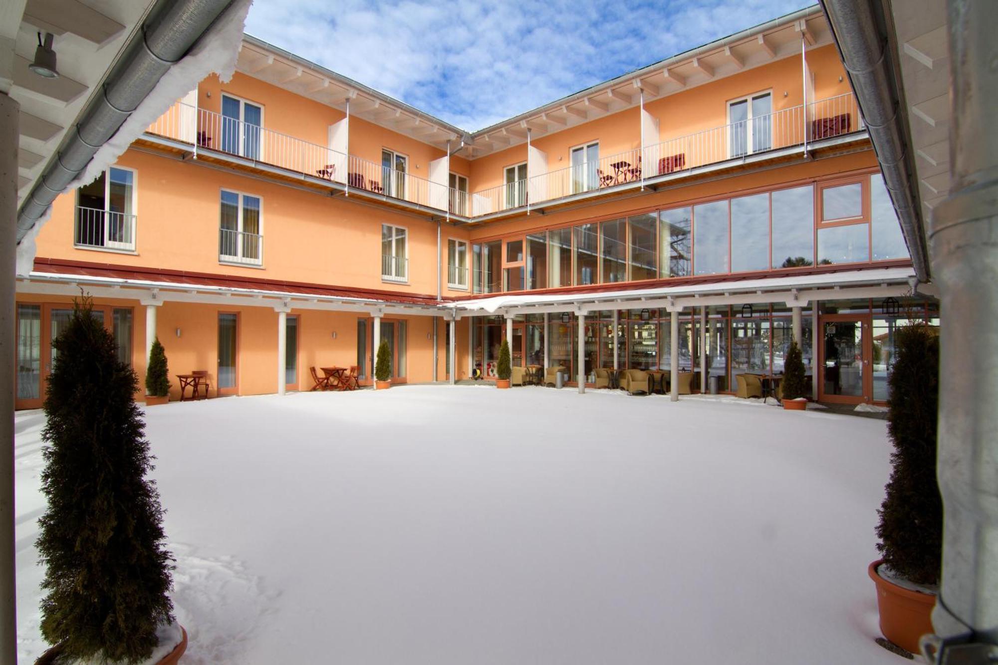 Jufa Familienresort Kempten Im Allgaeu Exterior photo